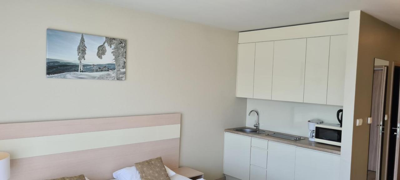 Apartamenty Czarna Gora S8 Сєнна Екстер'єр фото