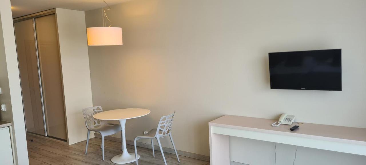 Apartamenty Czarna Gora S8 Сєнна Екстер'єр фото
