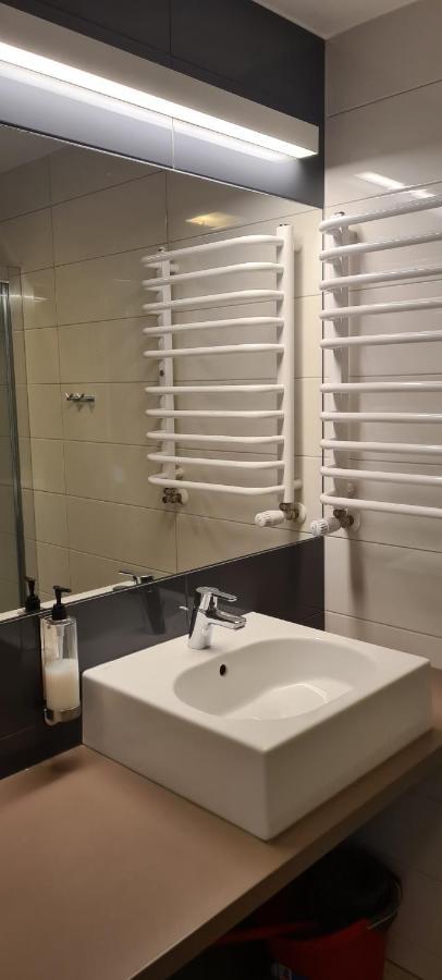 Apartamenty Czarna Gora S8 Сєнна Екстер'єр фото